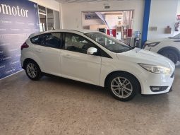 Ford Focus 1.5 TDCi 120cv TREND PLUS lleno