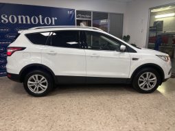 Ford Kuga 1.5 TDCi 120cv diesel lleno