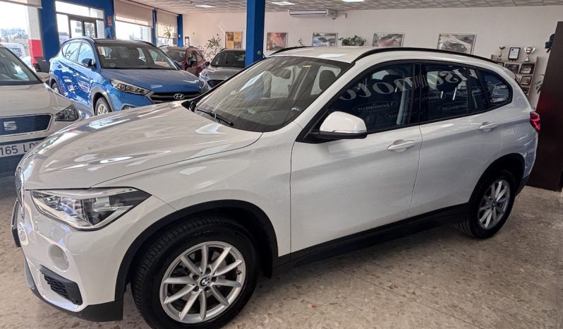 BMW X1 SDRIVE 18d BUSINESS 150cv lleno